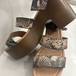 Snake print platform sandals